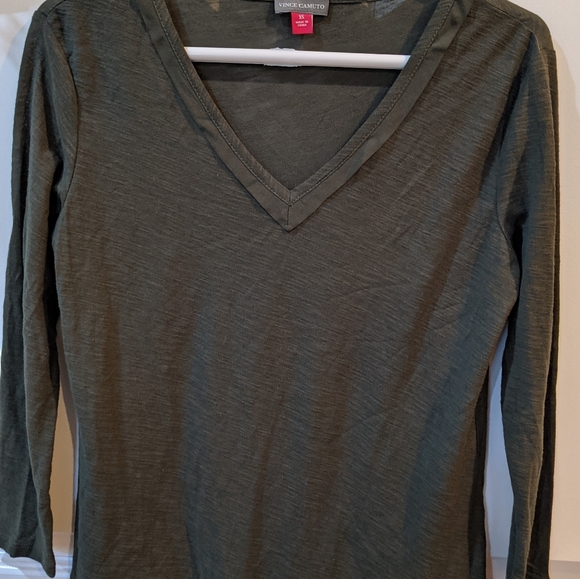 Vince Camuto top xs - Picture 3 of 12